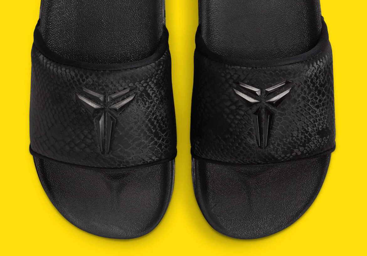 nike-kobe-offcourt-slides-black-if2870-001-6.jpg