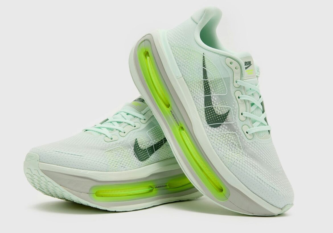 nike-vomero-premium-barely-volt-hq2050-300-2.jpg