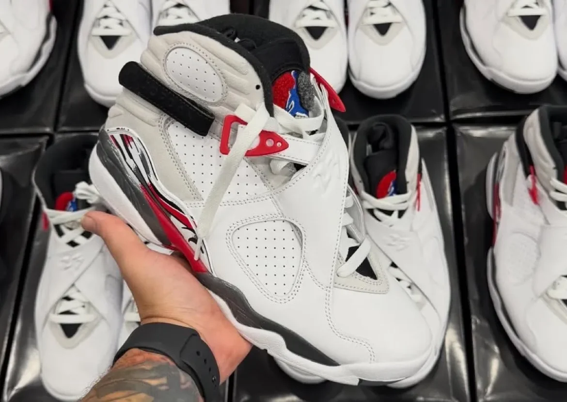 air-jordan-8-bugs-2025.webp.webp