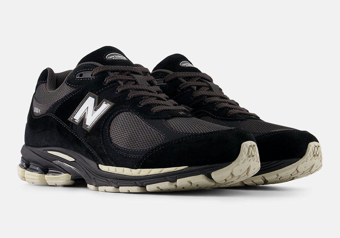 new-balance-2002r-black-oat-U2002RL-2.jpg