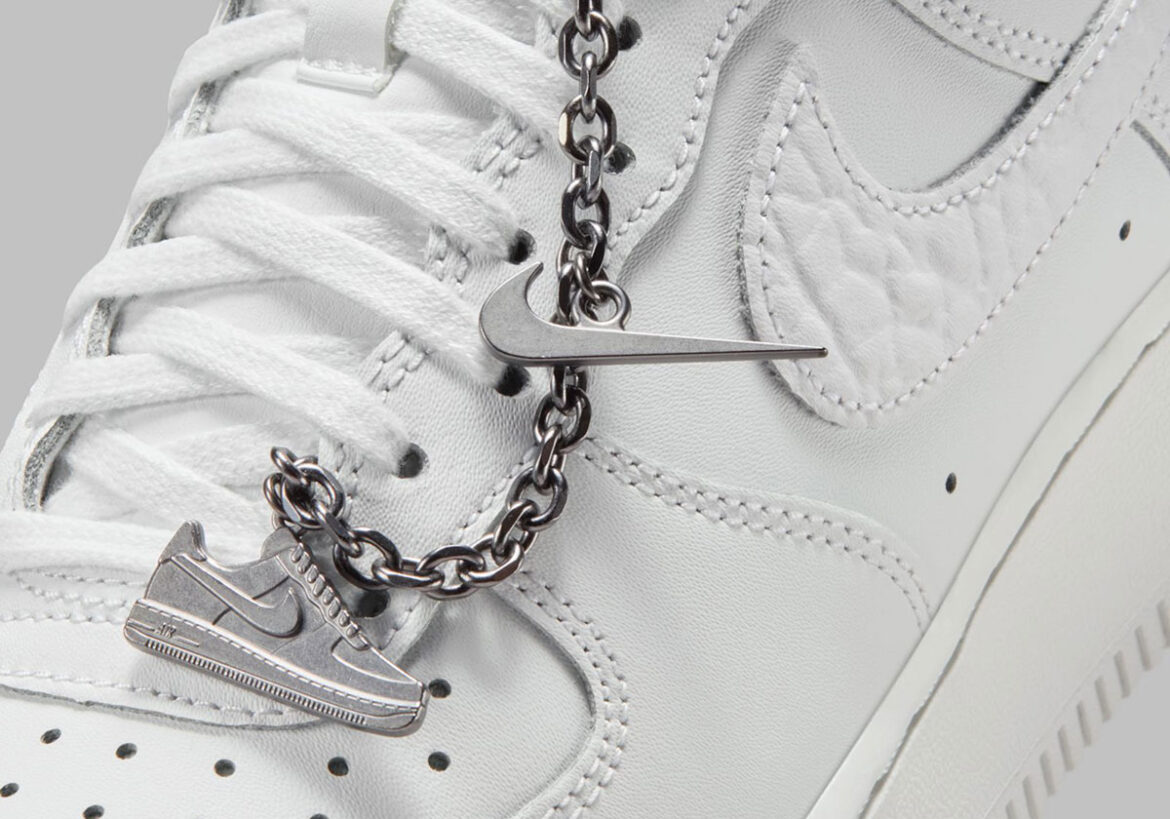 nike-air-force-1-low-summit-white-metallic-silver-im6485-121-9.jpg