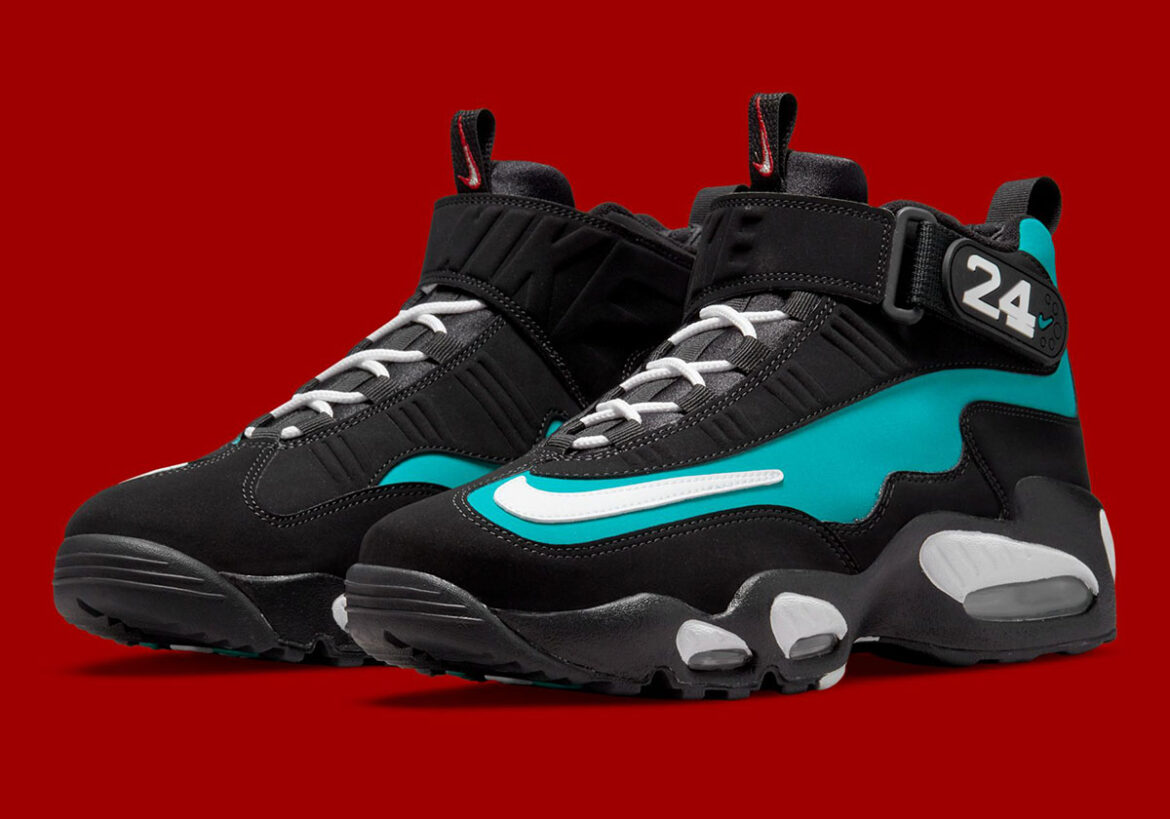 nike-air-griffey-max-1-freshwater-2025-8.jpg