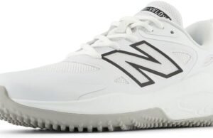 New Balance Women’s Fresh Foam Velo V4 Turf-Trainer