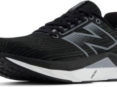 New Balance Women’s FuelCell Propel V5