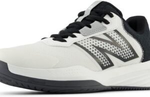 New Balance Womens 696 V6 Tennis Shoe