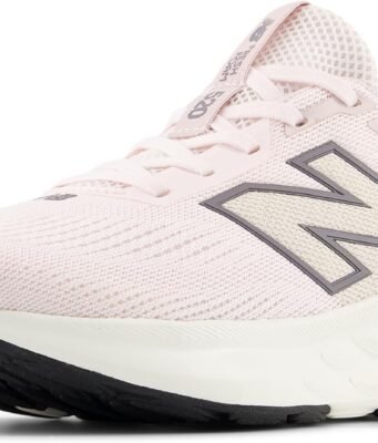 New Balance Women’s Fresh Foam 520 V9 Running Shoes