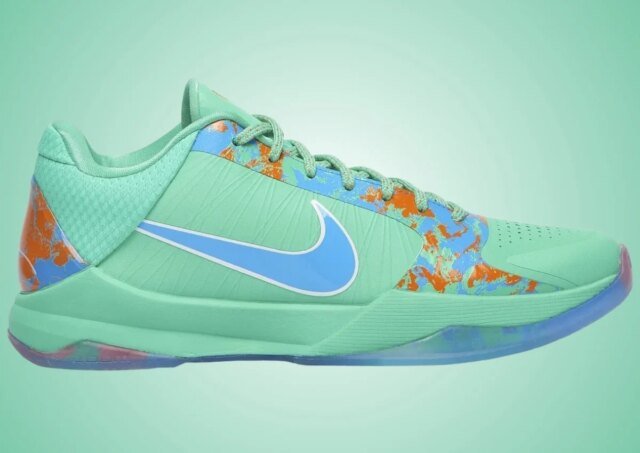 jalen-brunson-nike-kobe-5-protro-ny-vs-ny-IX1200-300.jpg