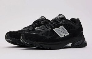 DTLR Brings Reflective 3M And Carbon Fiber To Their Exclusive New Balance 2010