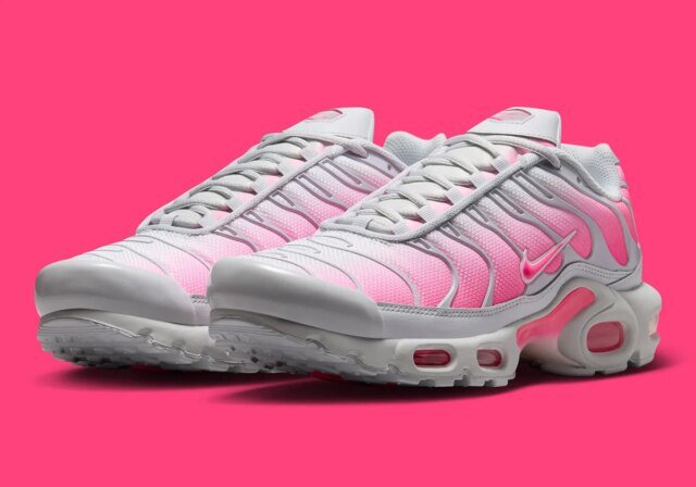 nike-air-max-plus-pure-platinum-summit-white-hyper-pink-DZ3670-009-6.jpg