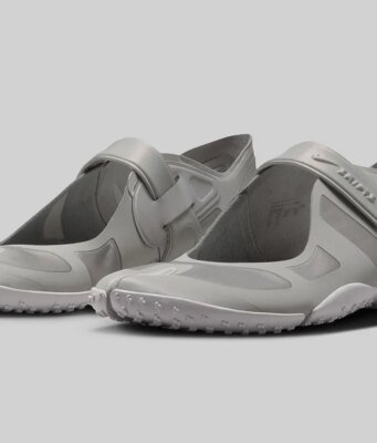The NikeSKIMS Rift Mesh Stays On-Trend In “Night Silver”