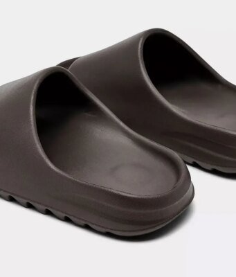 Ye’s Yeezy Slides Are Releasing At JD Sports