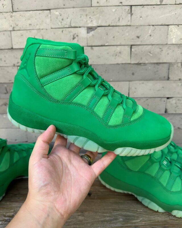 air-jordan-11-green-screen-space-jam-monstars-9.jpg
