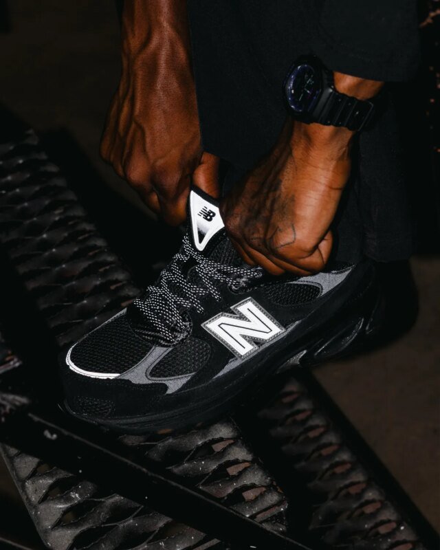 dtlr-new-balance-2010-carbon-10.jpg
