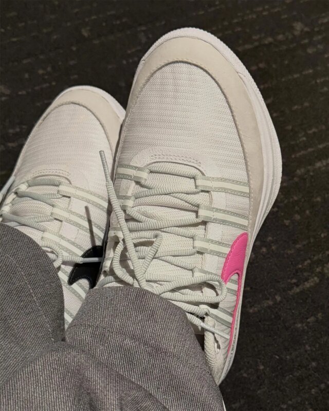 fragment-design-nike-book-2-white-pink-1.jpg
