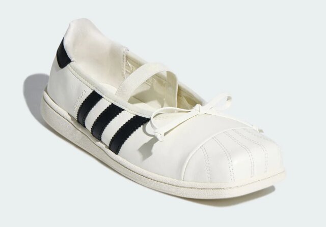 jennie-blackpink-adidas-superstar-square-ballet-white-black-7.jpg