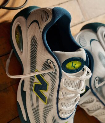 Klutch Athletics Brings “Twilight” Coloring To The New Balance AC Runner