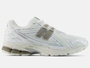 The New Balance 1906R Cleans Up In Simple White