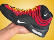 Nike Air Bakin OG Varsity Red 2026 IQ5365-600