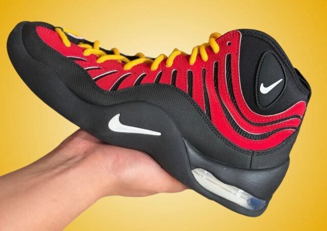 nike-air-bakin-varsity-red-2026-IQ5365-600.jpg