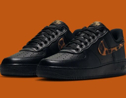 The Nike Air Force 1 Pins Leopard Print On This Black Pair