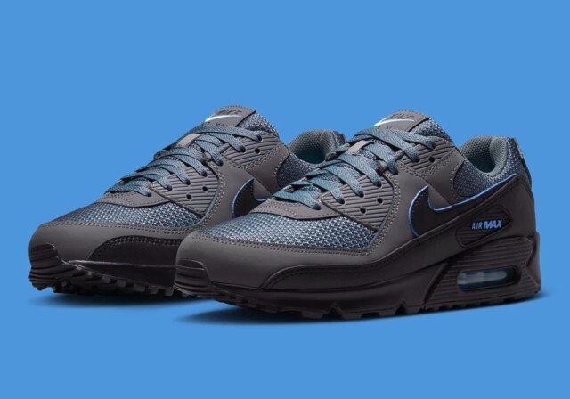 nike-air-max-90-light-smoke-grey-football-blue-IV4681-077-7.jpg