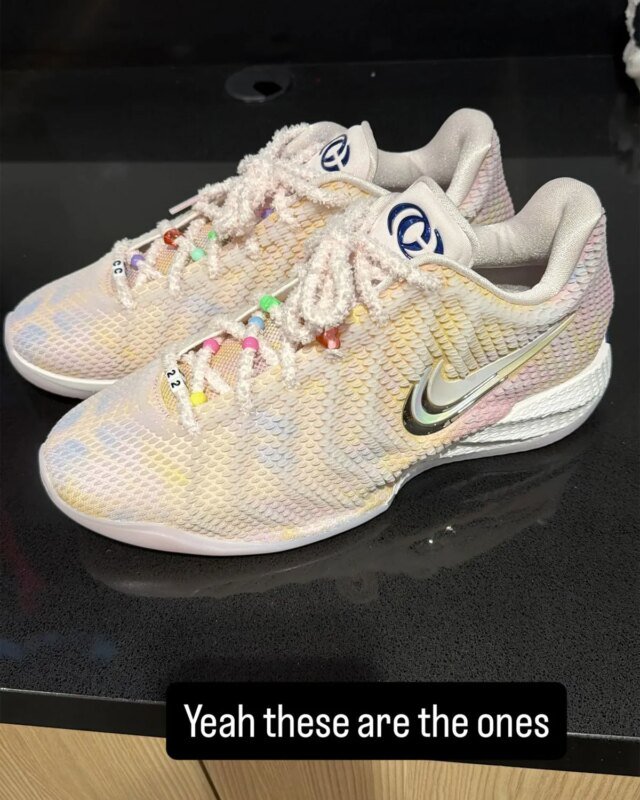 nike-caitlin-1-friendship-jj9579-900-2.jpg