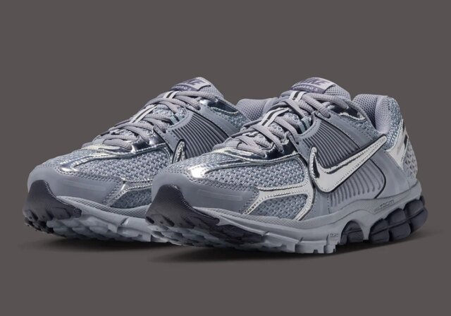 nike-zoom-vomero-5-gridiron-wolf-grey-metallic-silver-IV4311-003-7.jpg