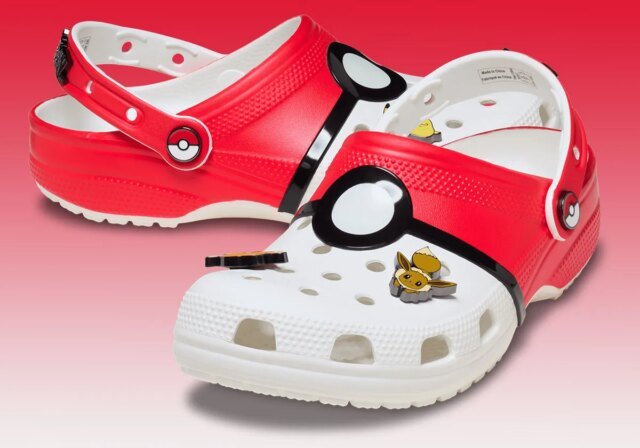 pokemon-crocs-classic-clog-212064-90H-3.jpg