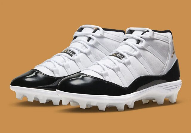 air-jordan-11-mcs-cleats-dmp-FV5415-107-6.jpg