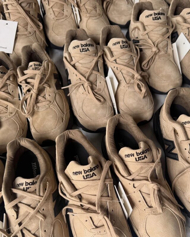 jjjjound-new-balance-990v3-tan-black-fw26-3.jpg