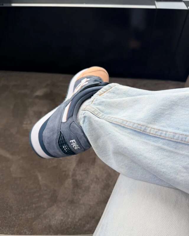 kith-asics-gel-lyte-iii-salmon-toe-retro-2.jpg