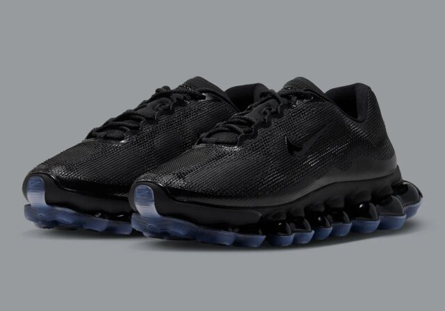 nike-air-liquid-max-black-clear-IQ7634-007-6.jpg