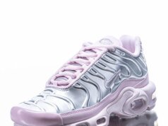 The Nike Air Max Plus “Metallic Silver/Pink” Isn’t Done With Summer Yet