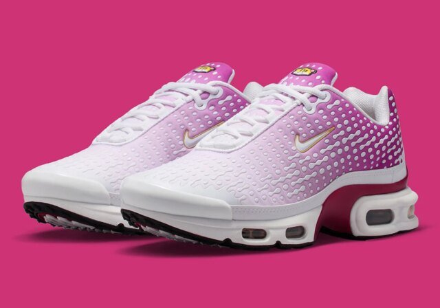 nike-air-max-plus-vii-raspberry-red-metallic-gold-HQ2197-601-6.jpg