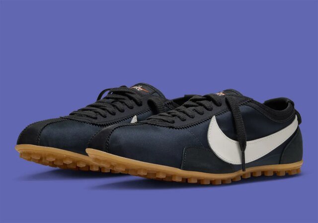 nike-moon-shoe-off-noir-black-ix7025-001-5.jpg
