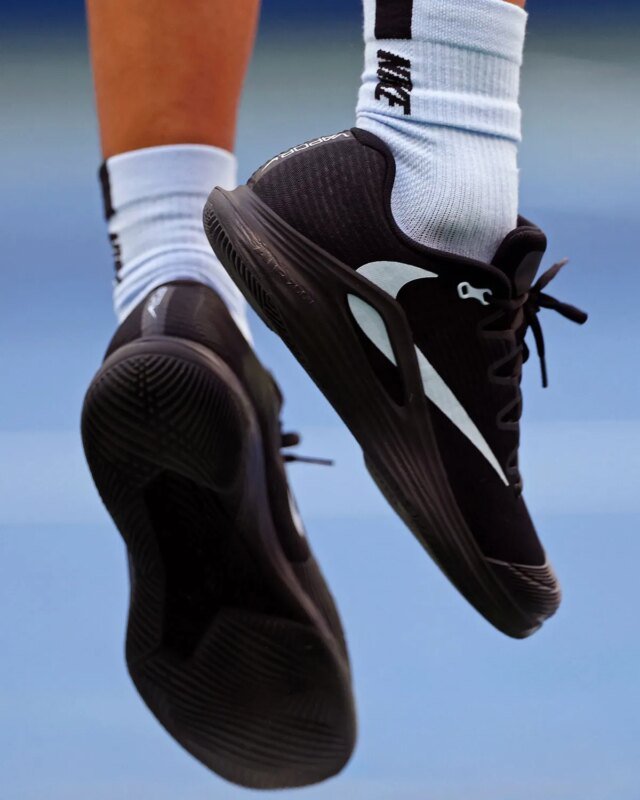 travis-scott-nike-zoom-vapor-12-brown-carlos-alcaraz-4.jpg