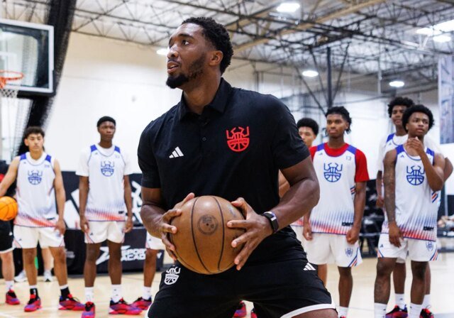donovan-mitchell-signs-extension-with-adidas-basketball-1.jpg